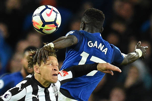 賦異稟但經 賦異稟但經