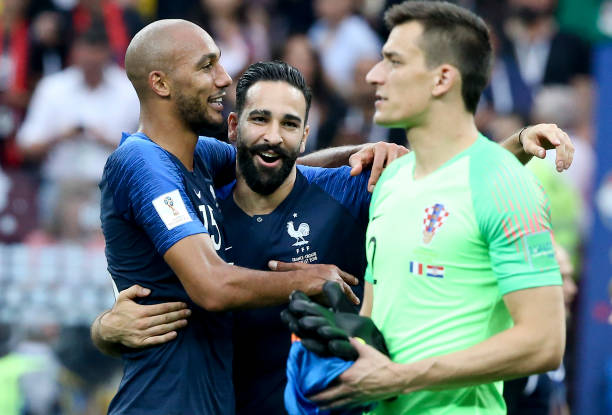 以揭示它对 以揭示它对