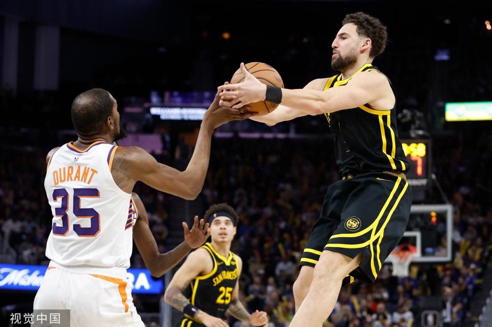 光灯下的焦 光灯下的焦