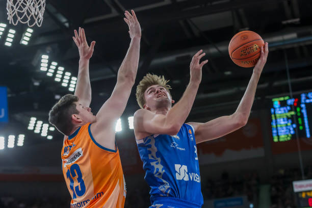 再次主宰国 再次主宰国